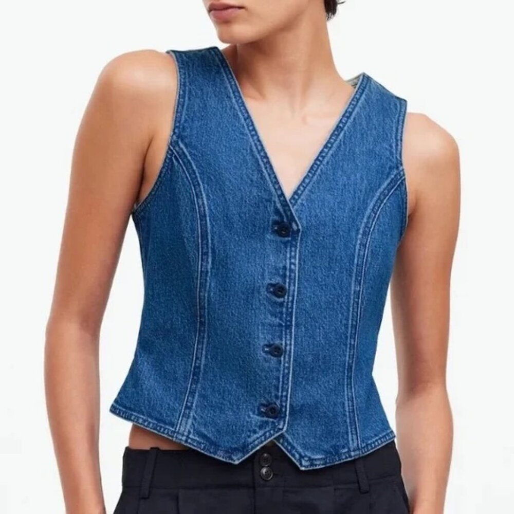 Madewell Denim Fitted Vest in Medium Indigo Wash